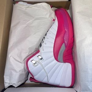Air Jordan 12 Retro 7Y (white/vivid pink-metallic silver)